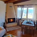 Mantziou Holiday home *