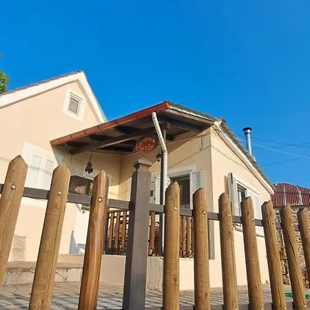 Mantziou Prázdninový dům Miríki